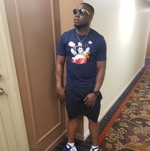 Meet your Posher, Donrick